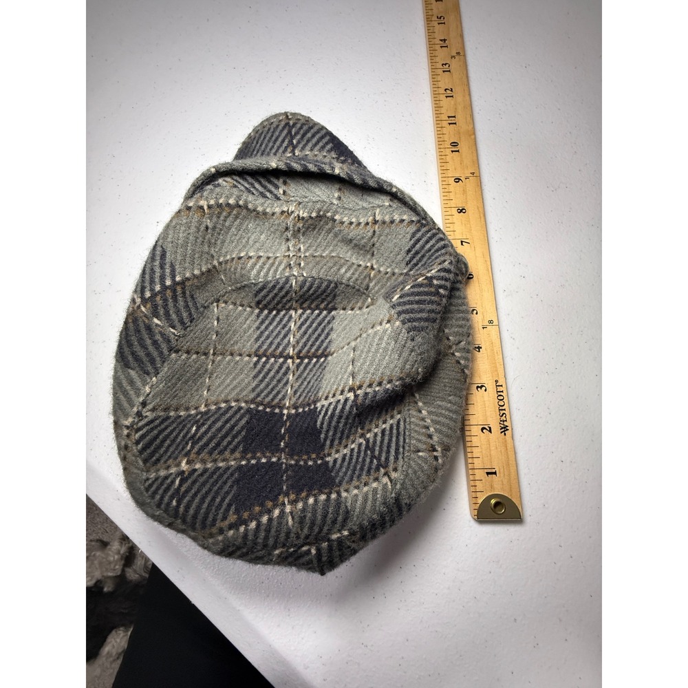 Relativity Cadet Newsboy Cap Plaid Wool Blend One Size Fits Most Button Detail - Picture 7 of 8